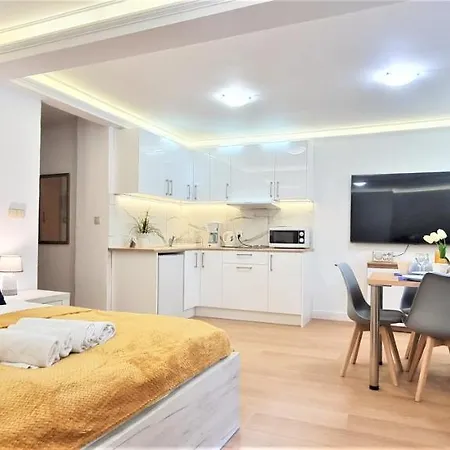 Vip Tetmajera Centrum *